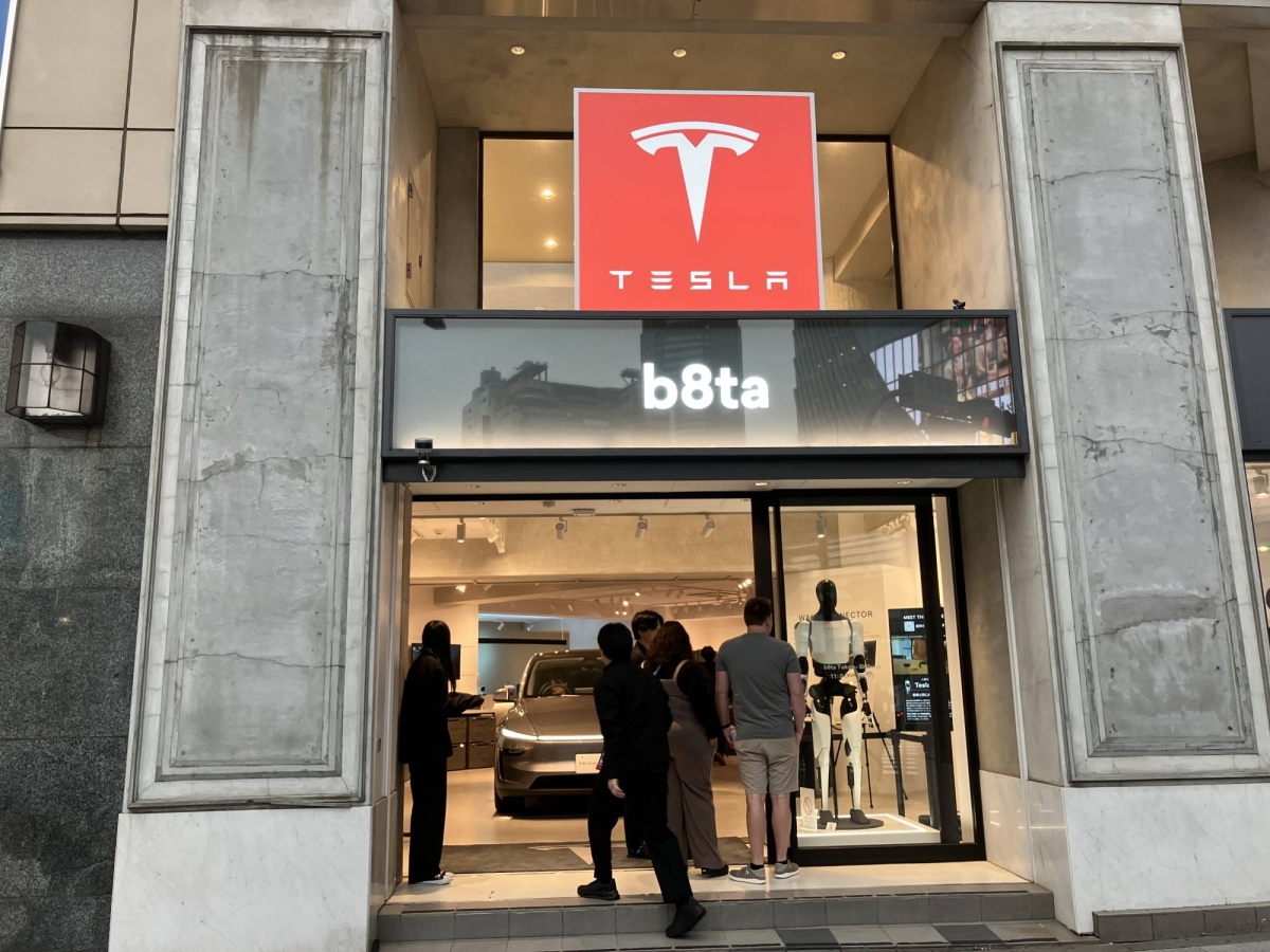 American Cars Sold in Japan