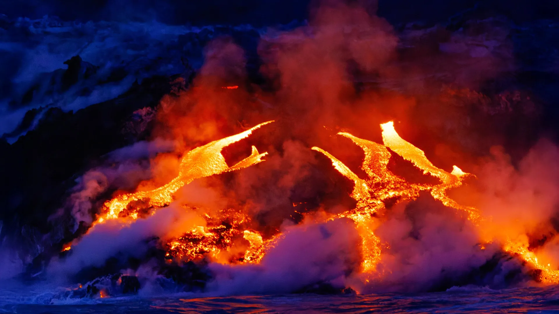 Fueling Ocean Volcanoes Explosions