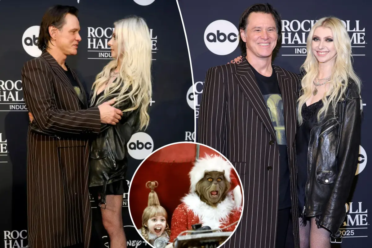 Jim Carrey and Taylor Momsen